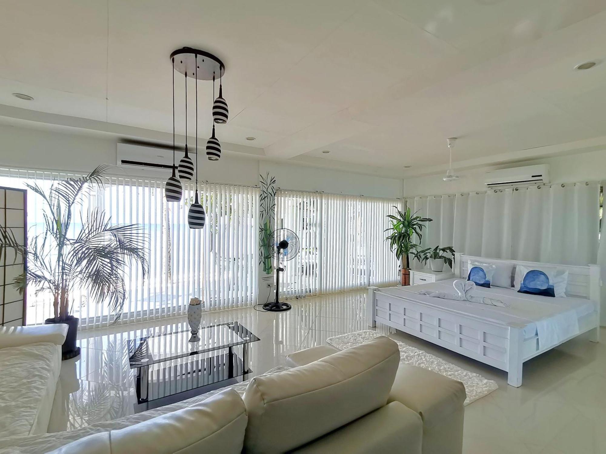 Beach Front White House Villa Maria  Ngoại thất bức ảnh